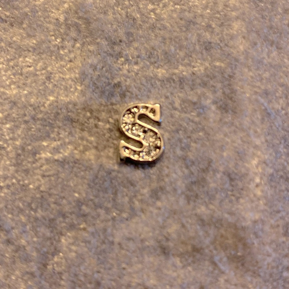 Authentic New Origami Owl “S” Initial Charm
